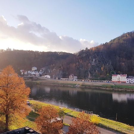Utulny Apartman V Centru, S Krasnym Vyhledem Decin Exterior foto